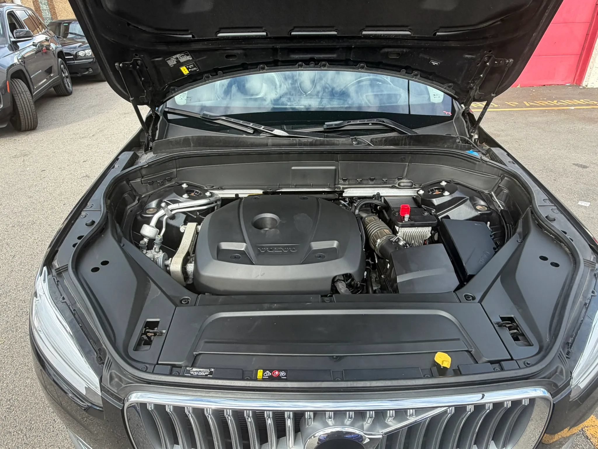 Used 2022 Volvo XC90 T6 Inscription w/ Lounge Package AWD/4WD image 25