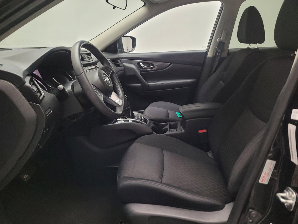 Used 2018 Nissan Rogue SV FWD image 17