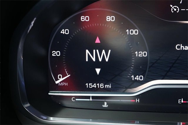 Used 2022 GMC Yukon XL SLT w/ SLT Luxury Package image 26