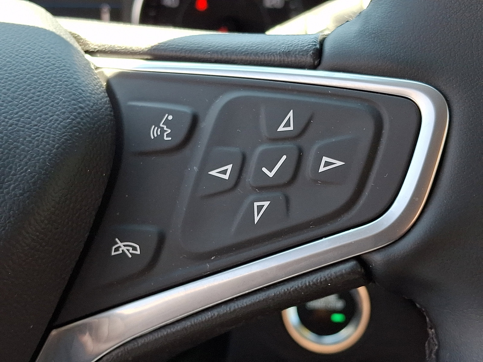 Certified 2023 Chevrolet Equinox LT image 23