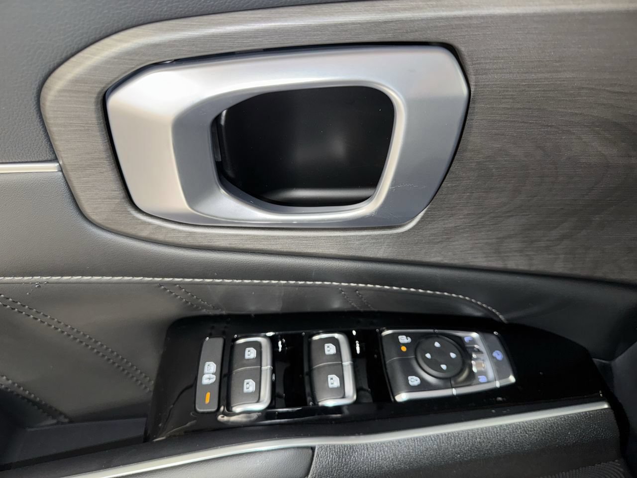 New 2026 Kia Sorento SX AWD/4WD image 15