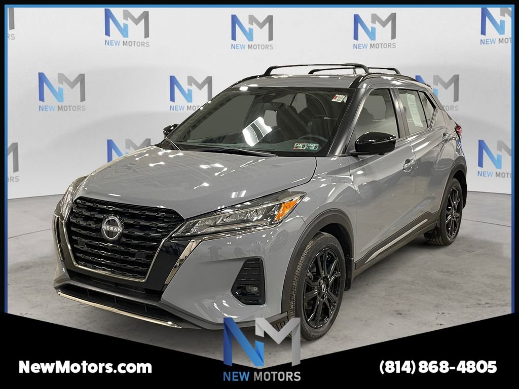 Used 2022 Nissan Kicks SR w/ Exterior Package