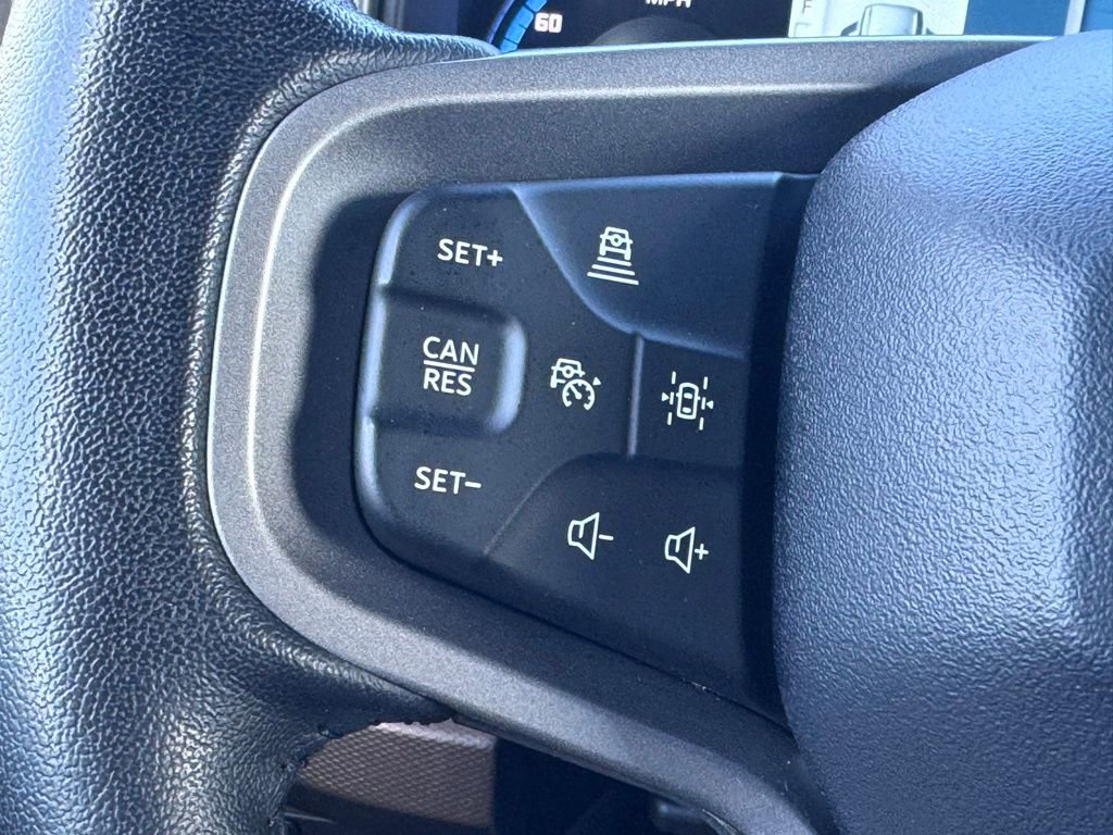 Used 2023 Ford Bronco Outer Banks image 9