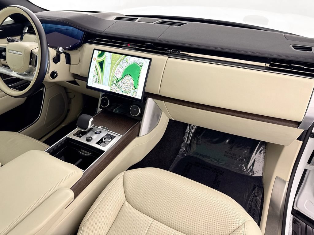 Certified 2023 Land Rover Range Rover SE AWD/4WD image 29