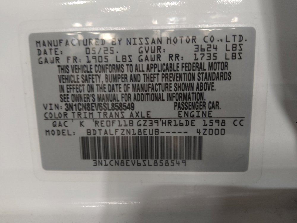 Used 2025 Nissan Versa SV FWD image 33