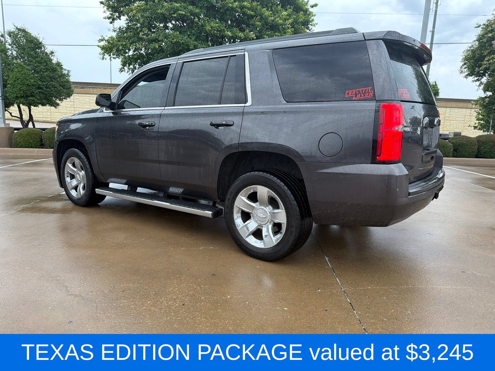 Used 2017 Chevrolet Tahoe LT w/ LT Signature Package RWD image 4