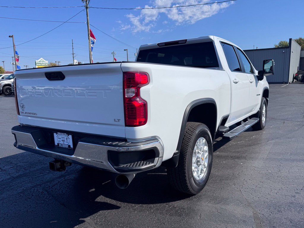 Used 2026 Chevrolet Silverado 2500 LT AWD/4WD image 3