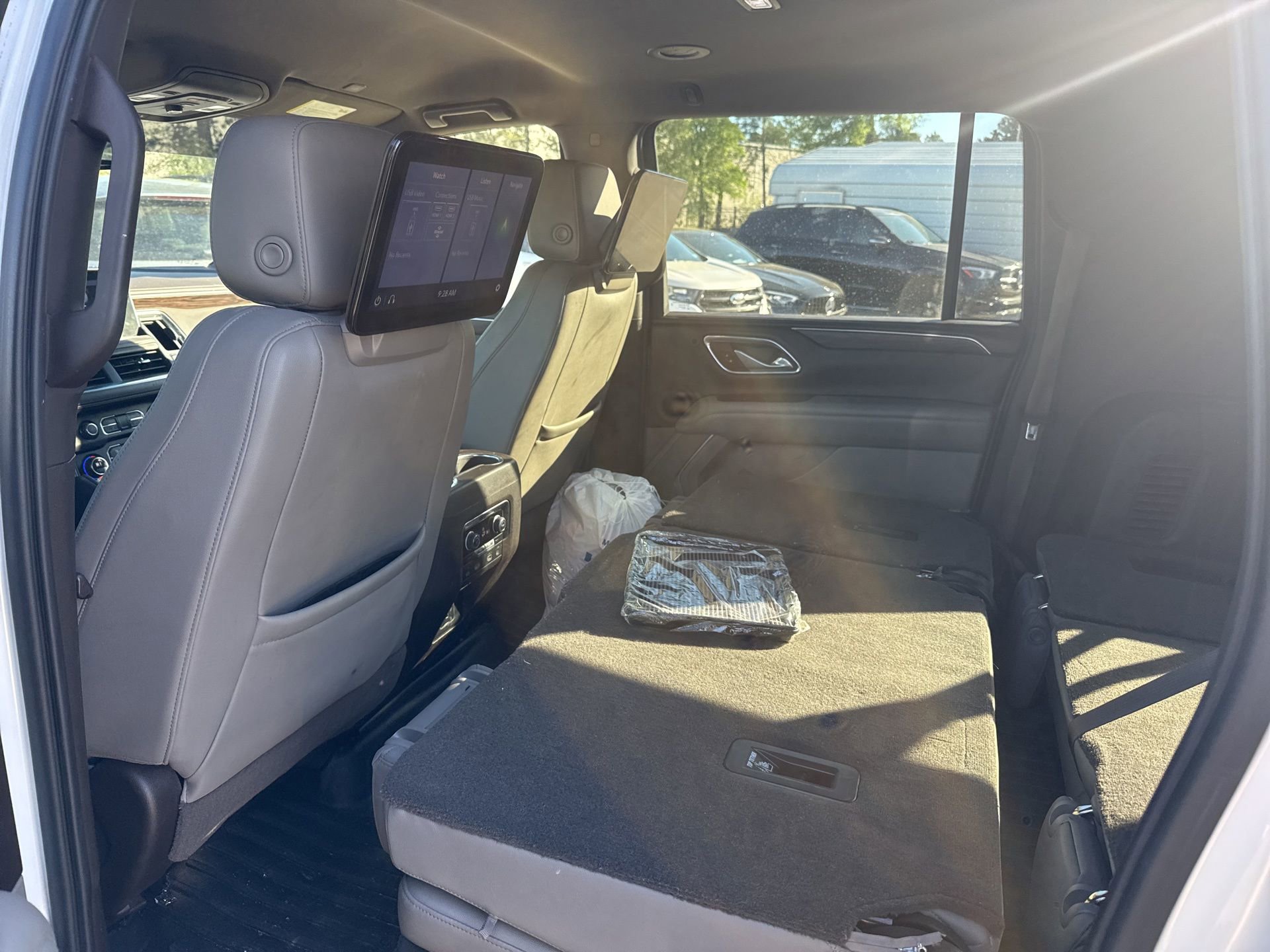 Used 2021 Chevrolet Suburban LT w/ Rear Media and Nav Package image 10