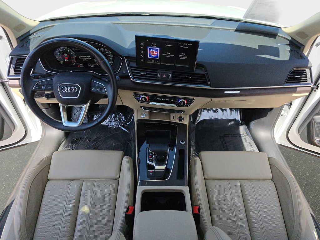 Used 2021 Audi Q5 2.0T Premium Plus w/ Premium Plus Package AWD/4WD image 10