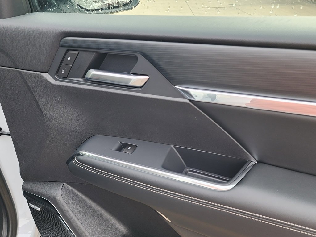 New 2026 GMC Acadia Elevation w/ Black Edition image 39