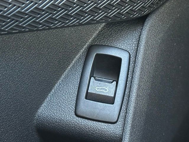 Certified 2025 BMW X1 xDrive28i w/ Technology Package image 27