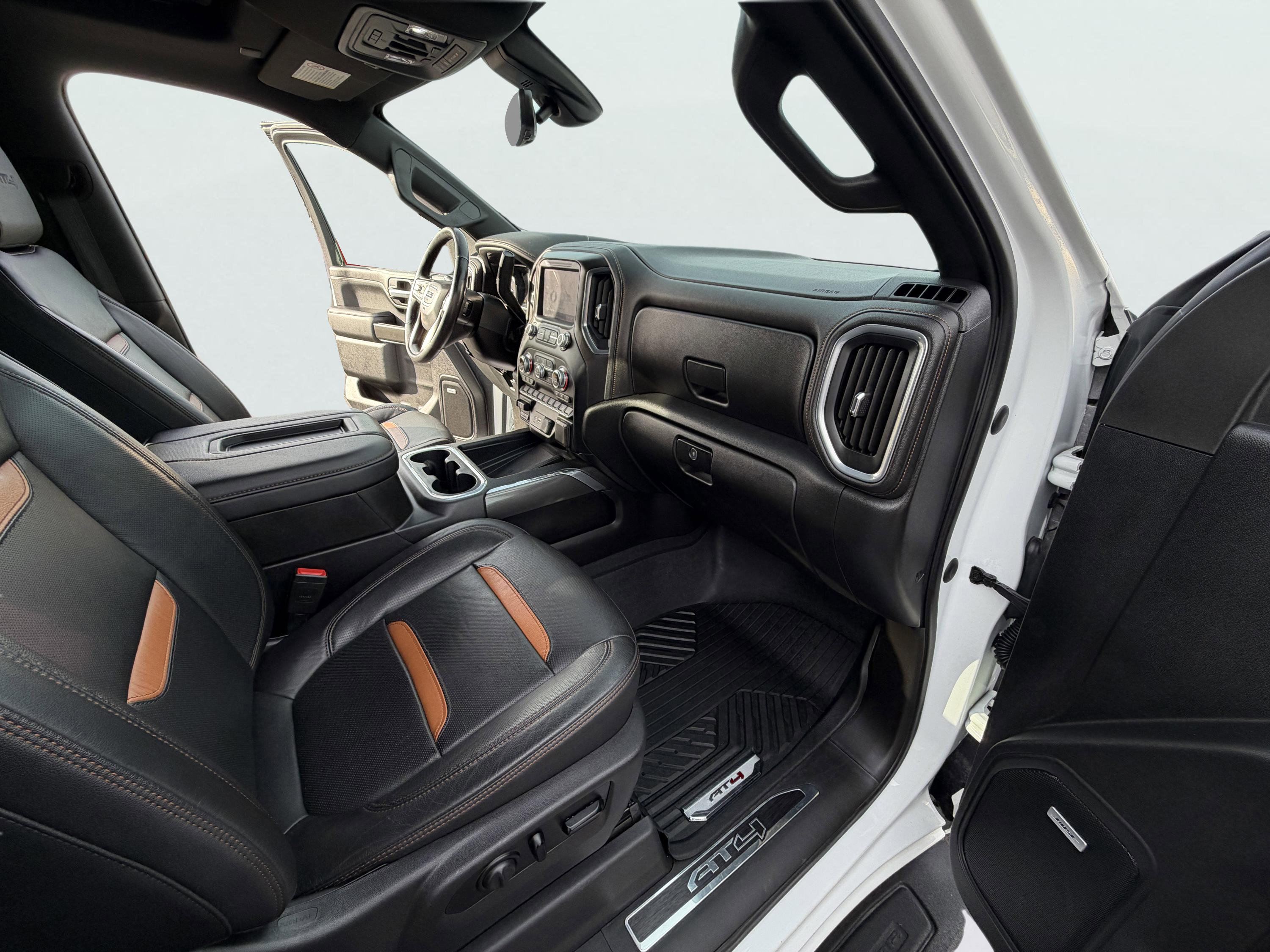 Used 2021 GMC Sierra 2500 AT4 w/ AT4 Premium Plus Package image 21