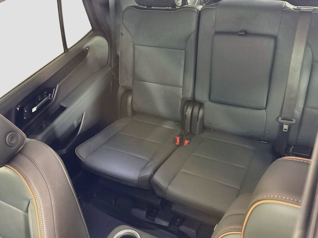 New 2026 GMC Yukon AT4 AWD/4WD image 22