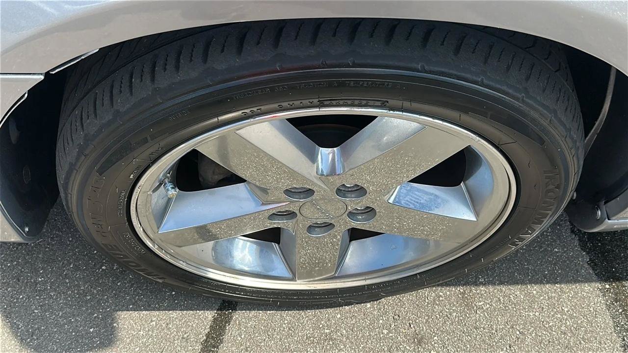Used 2013 Dodge Avenger SXT FWD image 15