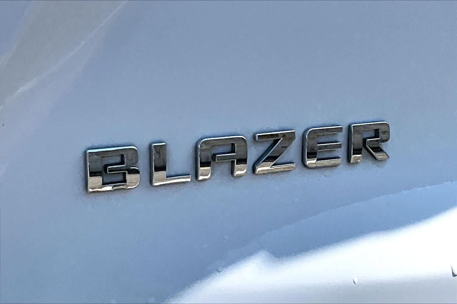 Used 2023 Chevrolet Blazer LT w/ Driver Confidence Package FWD image 13