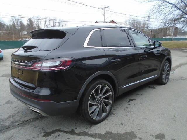 Used 2022 Lincoln Nautilus Reserve w/ Equipment Group 201A image 7