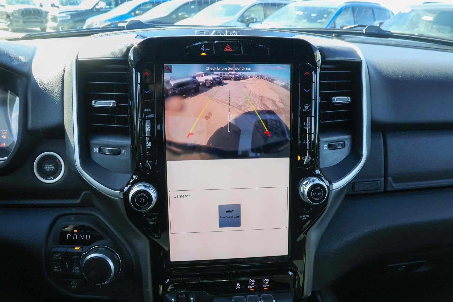 New 2026 RAM 1500 4x4 Crew Cab image 16