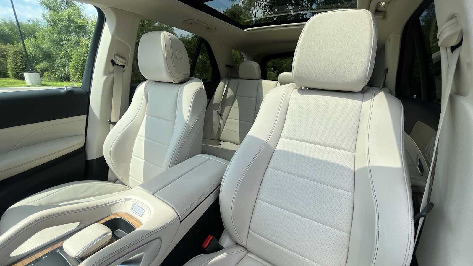 Used 2024 Mercedes-Benz GLE 350 4MATIC image 10
