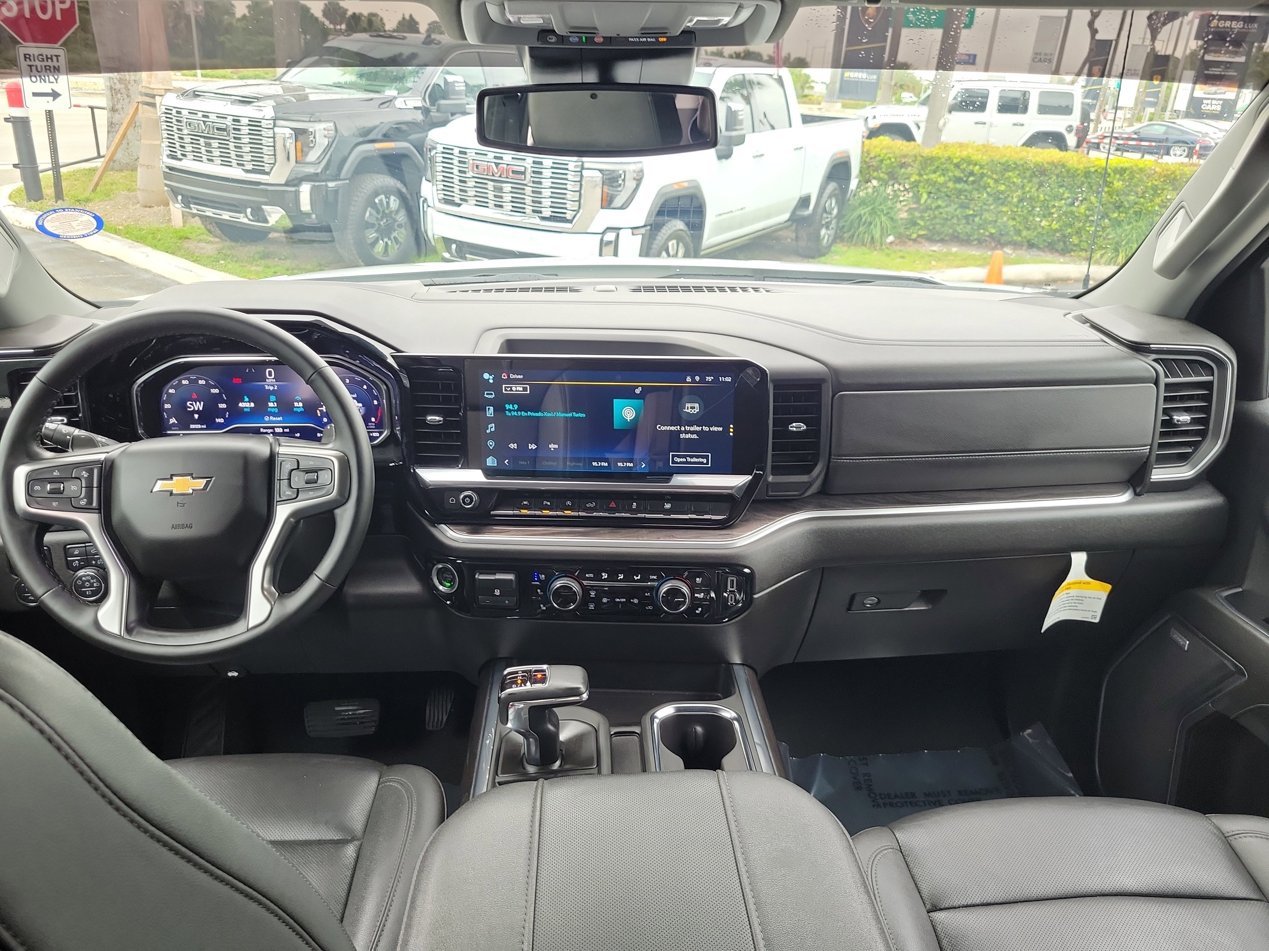 Used 2024 Chevrolet Silverado 1500 LTZ image 16