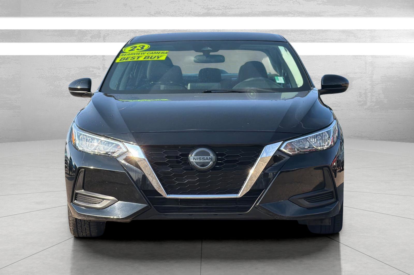 Used 2023 Nissan Sentra SV image 3