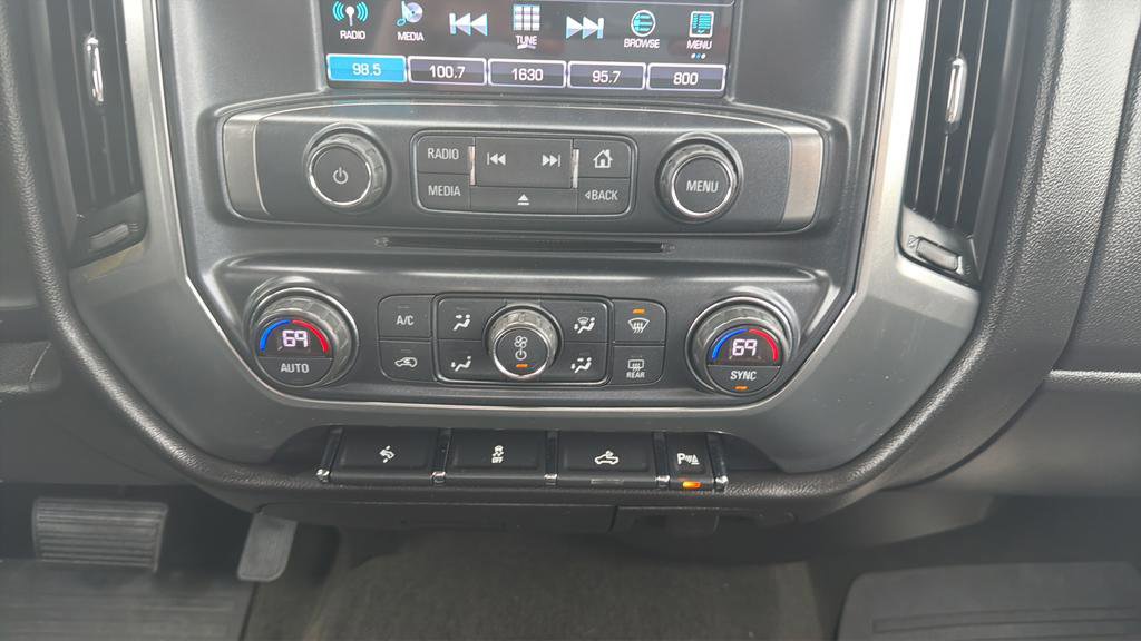 Used 2017 Chevrolet Silverado 1500 LT w/ All Star Edition AWD/4WD image 29
