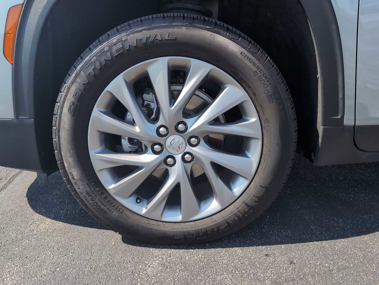 Used 2025 Buick Enclave Preferred image 33