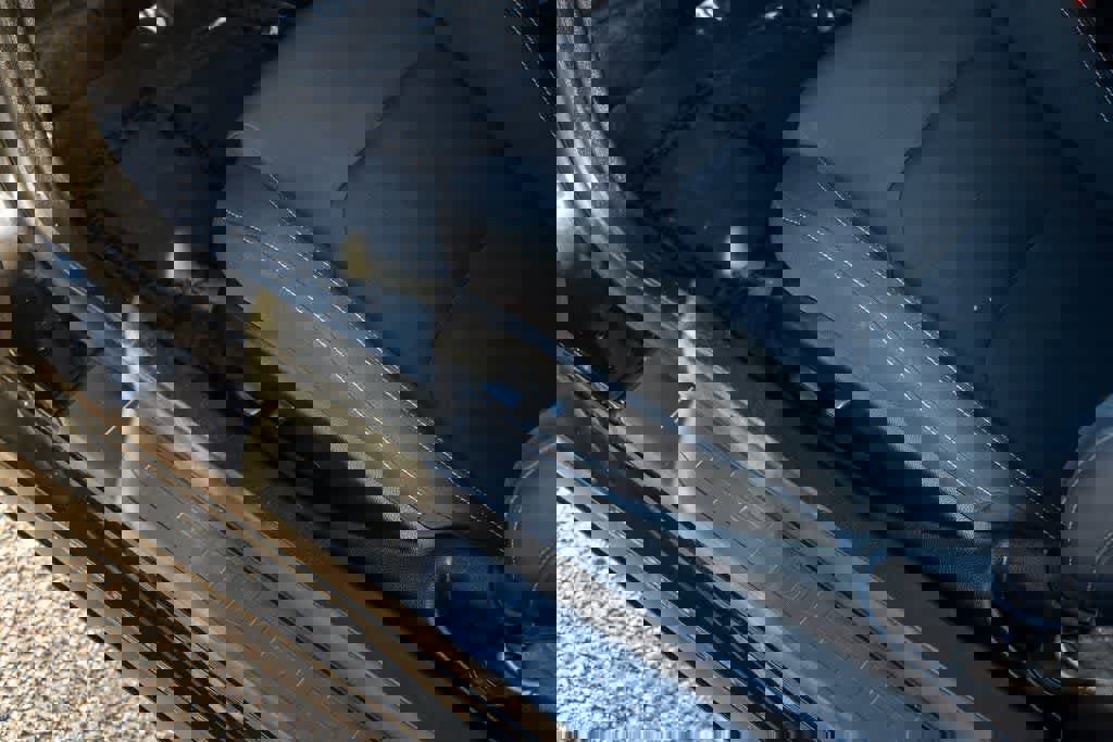 Used 2021 Chevrolet Camaro LT RWD image 23