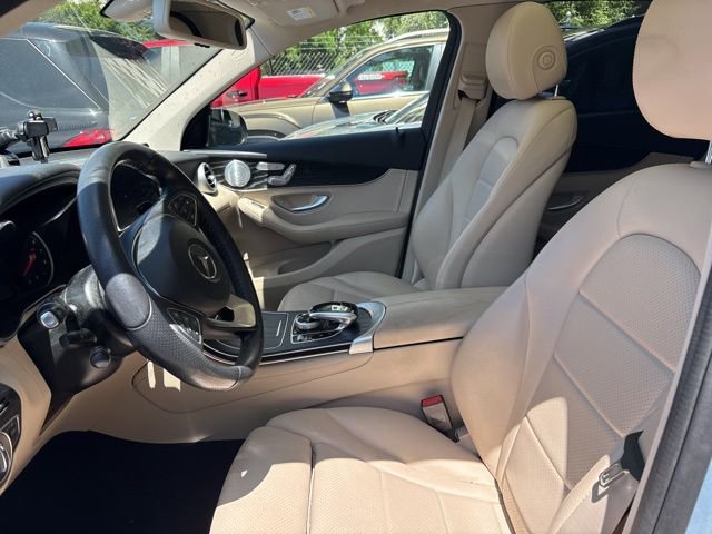Used 2018 Mercedes-Benz GLC 300 4MATIC image 7