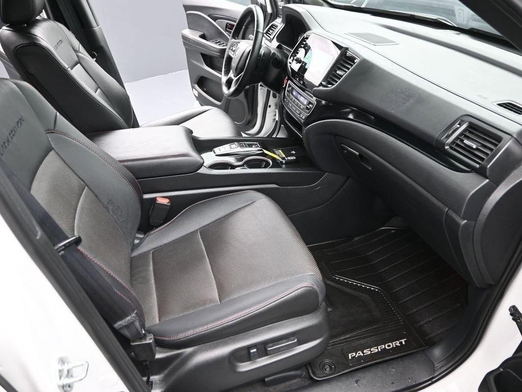 Used 2024 Honda Passport Black Edition image 26