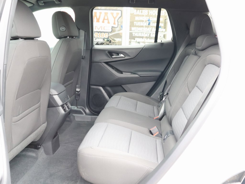 New 2026 Chevrolet Equinox LT w/ LPO, Floor Liner Package image 25