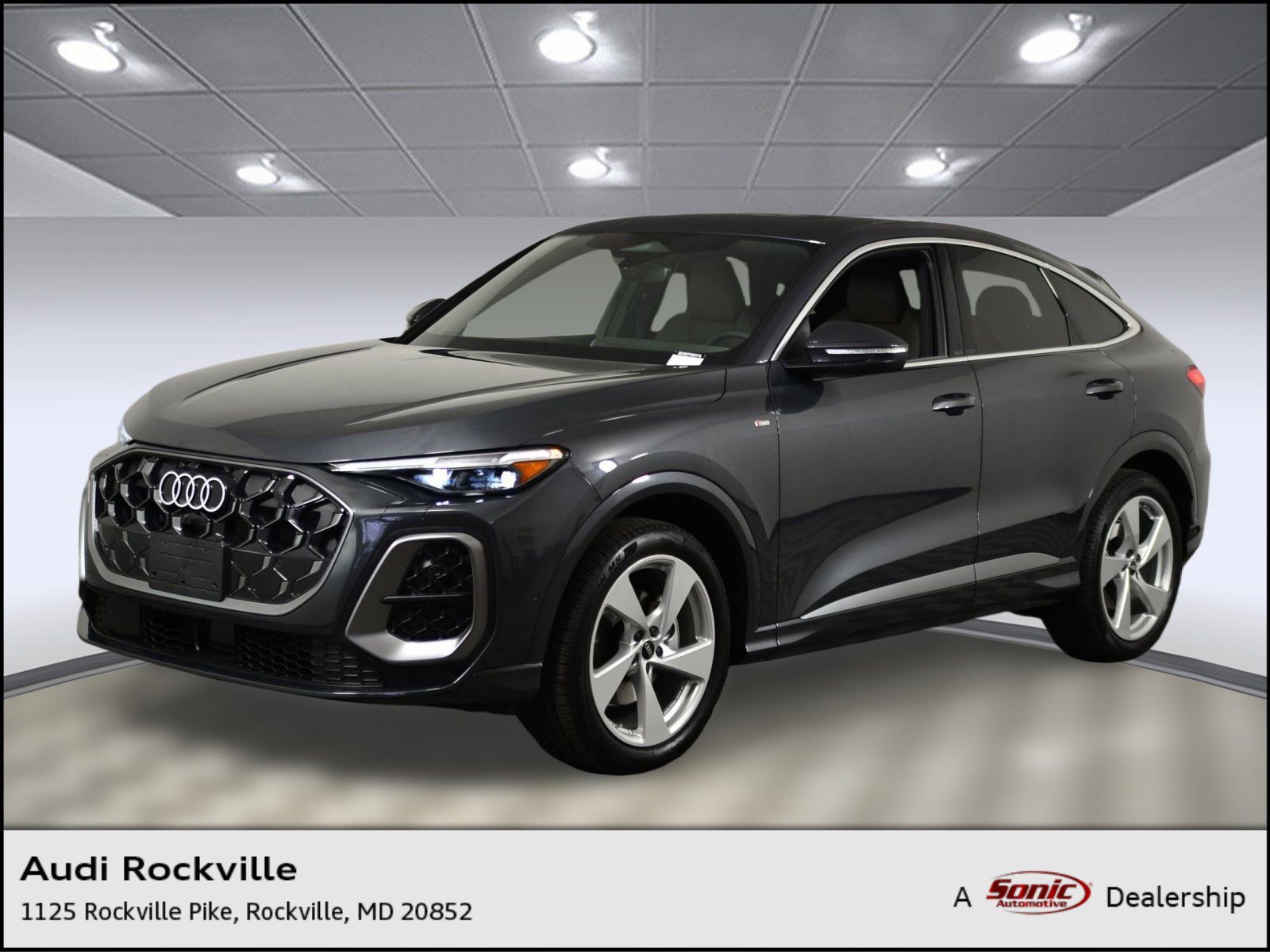 New 2025 Audi Q5 Prestige