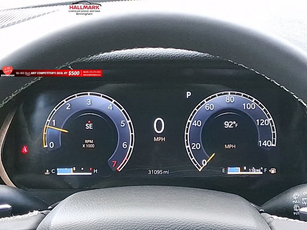 Used 2024 Jeep Grand Cherokee Altitude AWD/4WD image 14