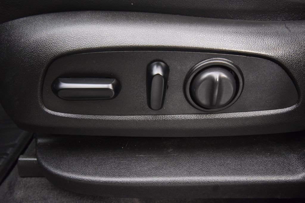 Used 2021 Chevrolet Traverse High Country w/ LPO, Floor Liner Package FWD image 32