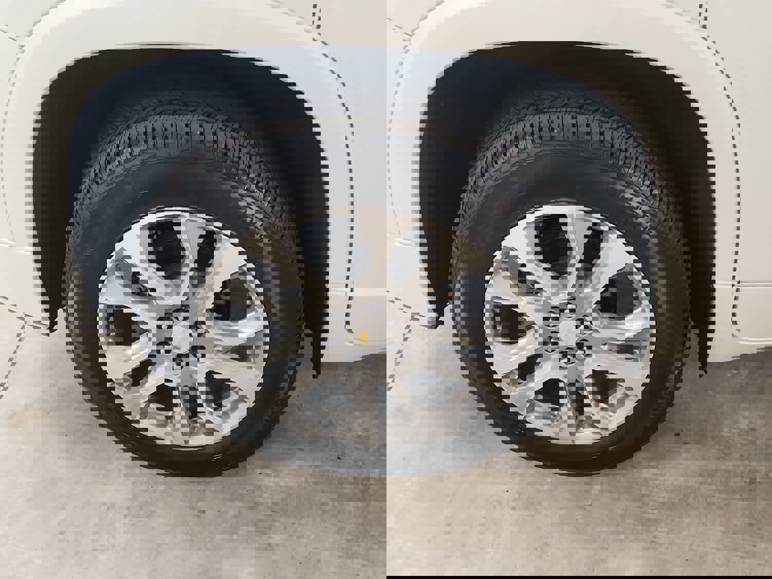 Used 2021 Chevrolet Traverse Premier image 15