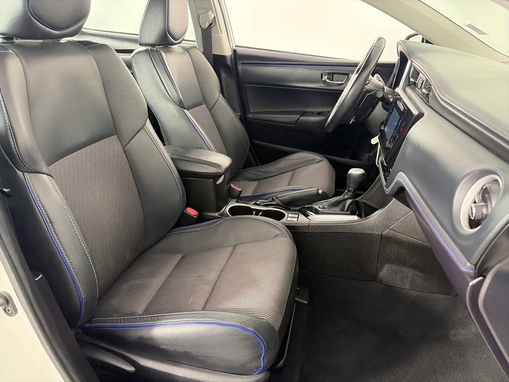 Used 2019 Toyota Corolla SE FWD image 29
