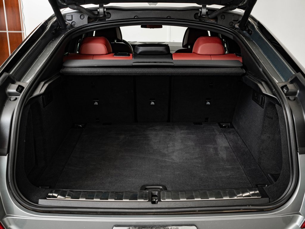 Used 2024 BMW X6 M60i w/ Dynamic Handling Package image 20