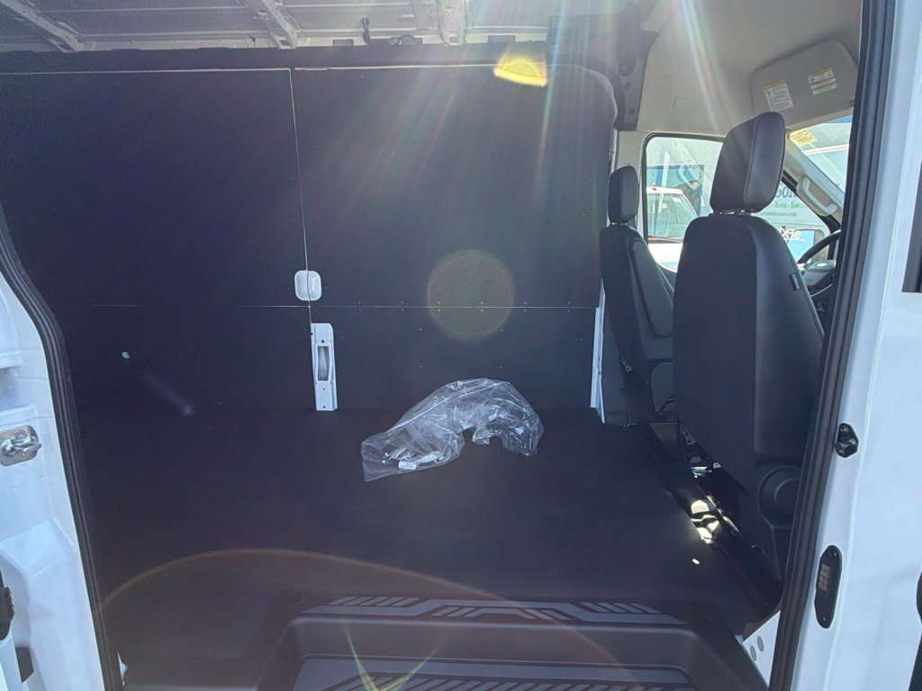 New 2027 Ford Transit 250 148 Medium Roof w/ Load Area Protection Package RWD image 29
