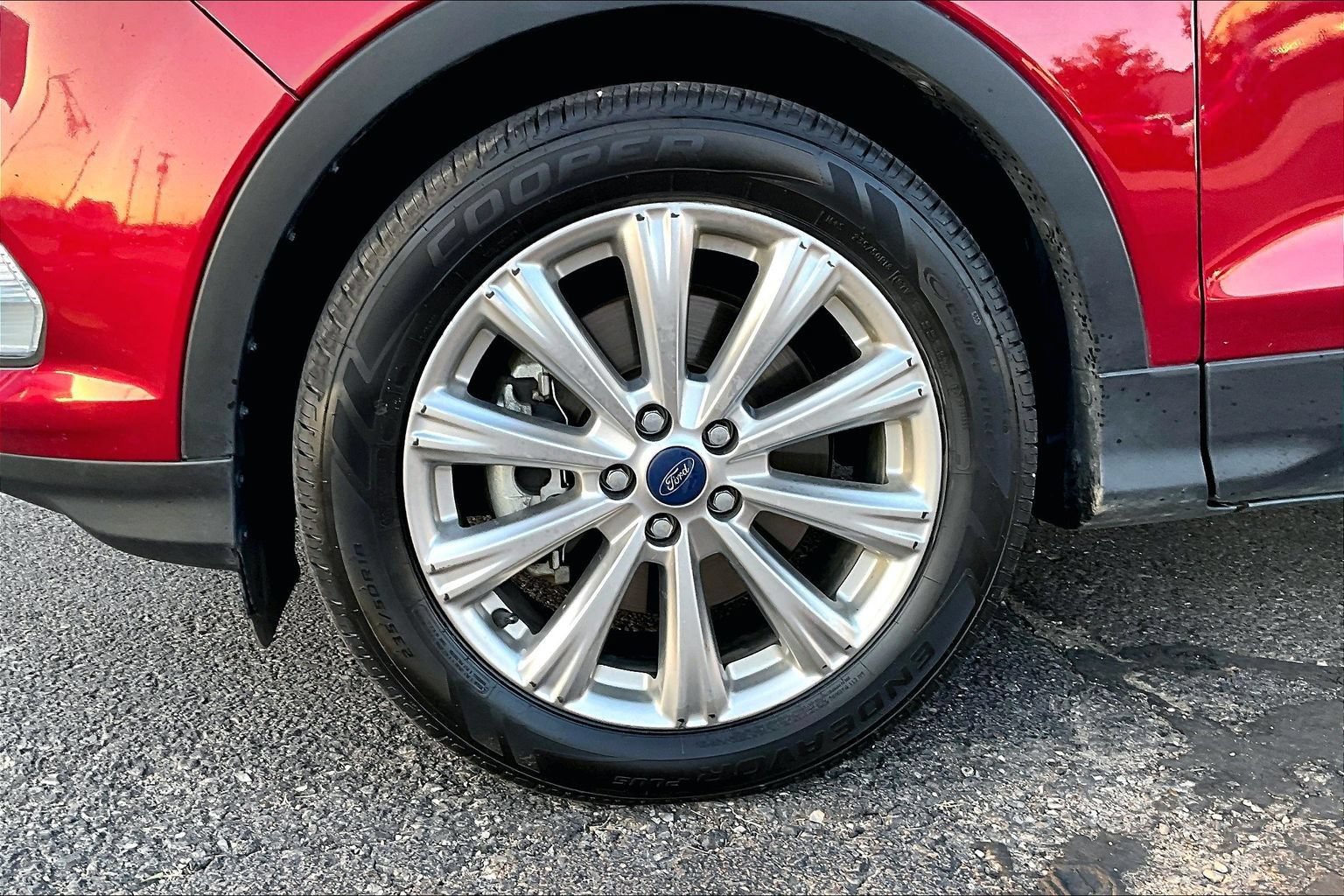 Used 2017 Ford Escape Titanium FWD image 8
