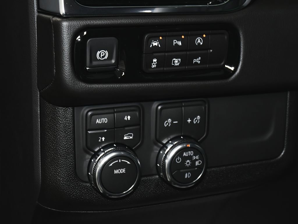 Used 2026 GMC Yukon Elevation w/ LPO, Floor Liner Package AWD/4WD image 20