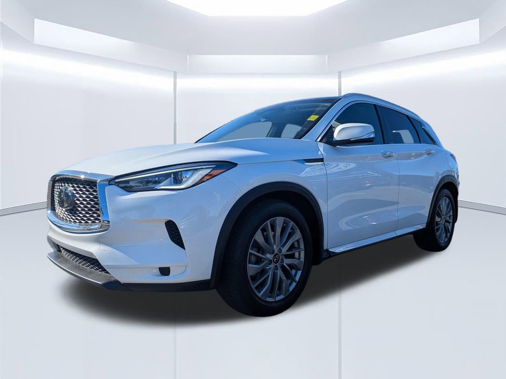 Certified 2025 INFINITI QX50 Luxe image 7