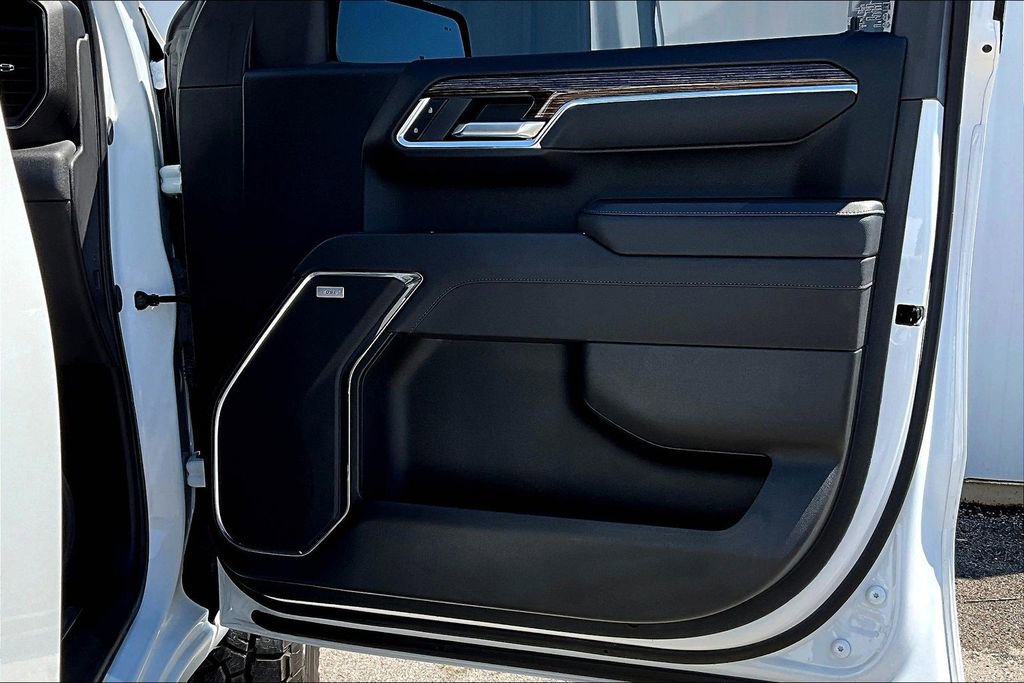 Used 2025 GMC Sierra 1500 Elevation w/ Elevation Premium Package image 23