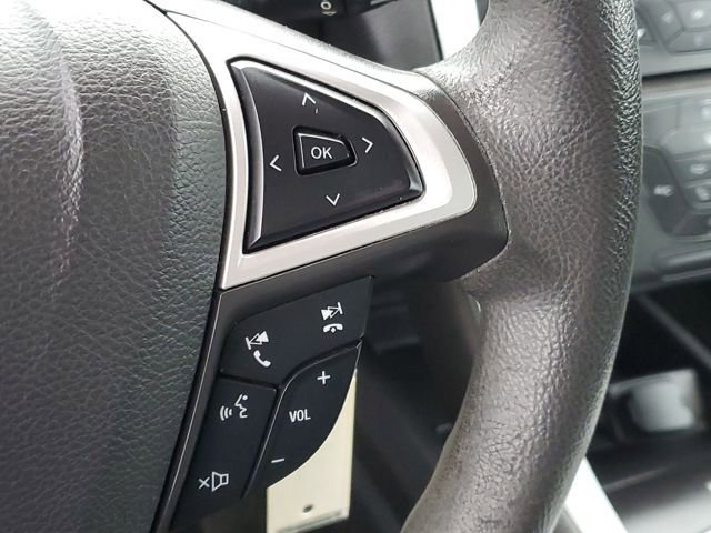 Used 2016 Ford Fusion SE image 13