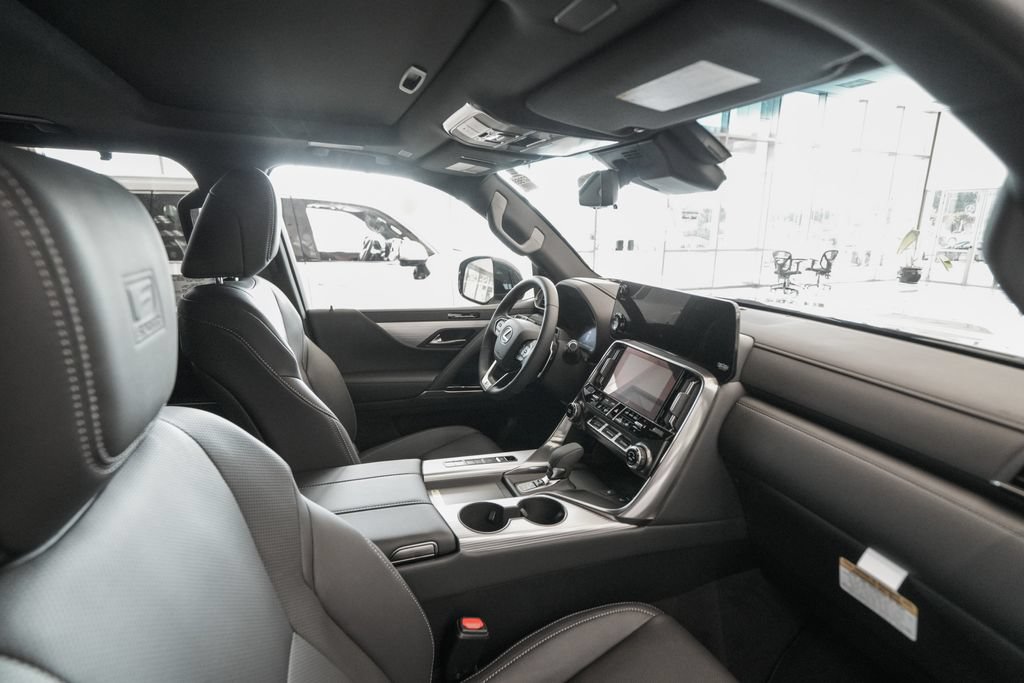 New 2026 Lexus LX 700h F Sport AWD/4WD image 14
