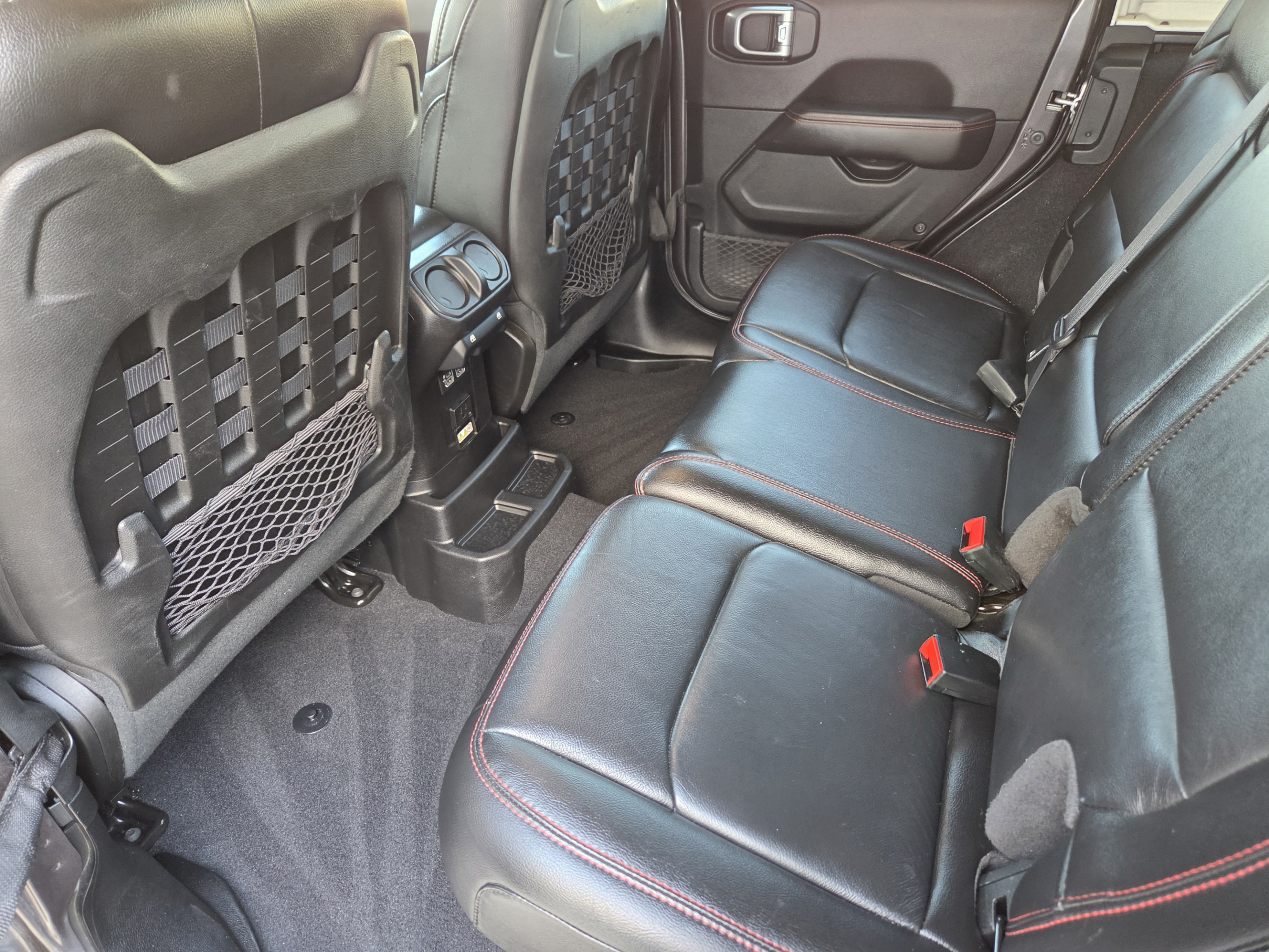 Used 2020 Jeep Wrangler Unlimited Rubicon AWD/4WD image 27