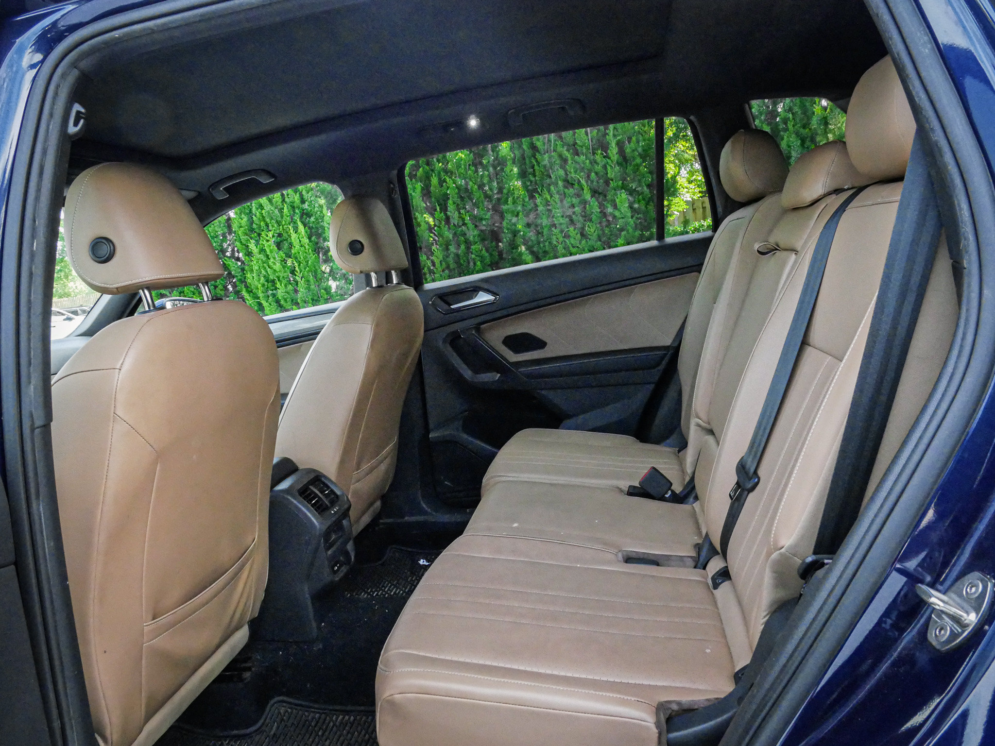 Used 2022 Volkswagen Tiguan SE AWD/4WD image 8