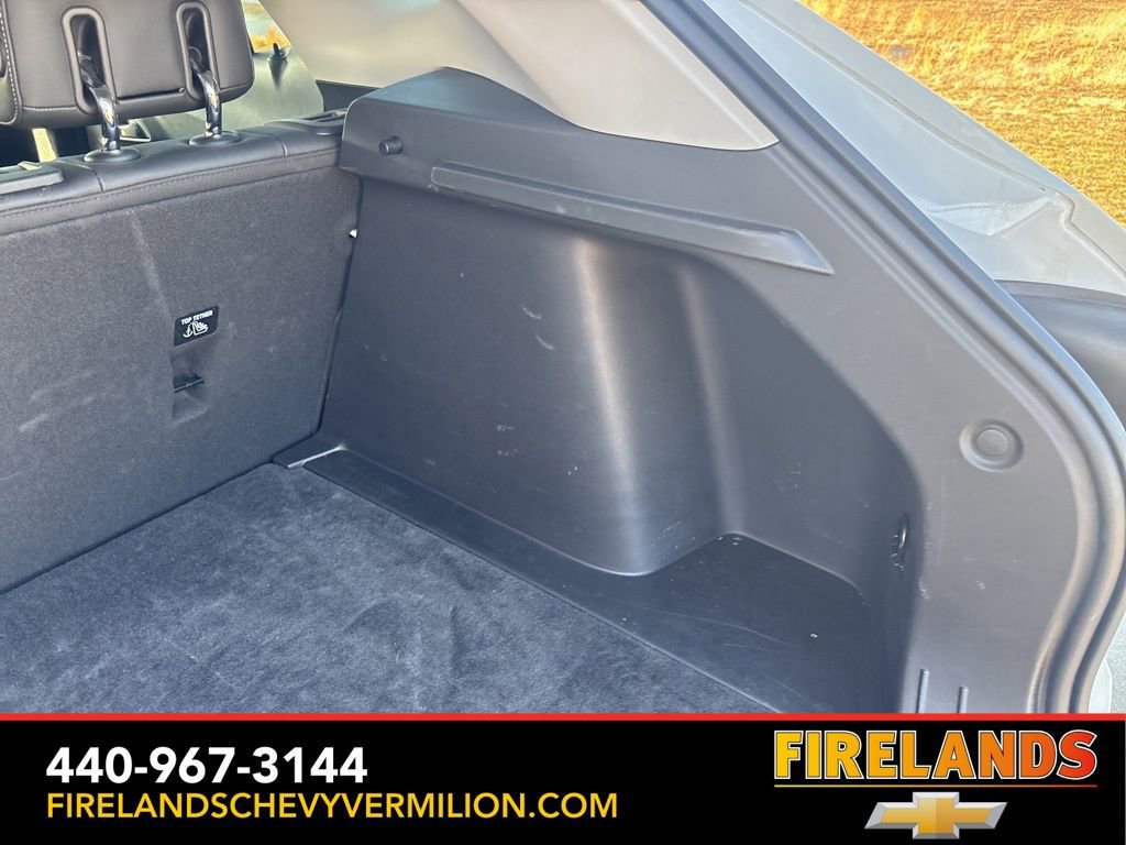 Certified 2025 Chevrolet Trax LT w/ LT Convenience Package image 44