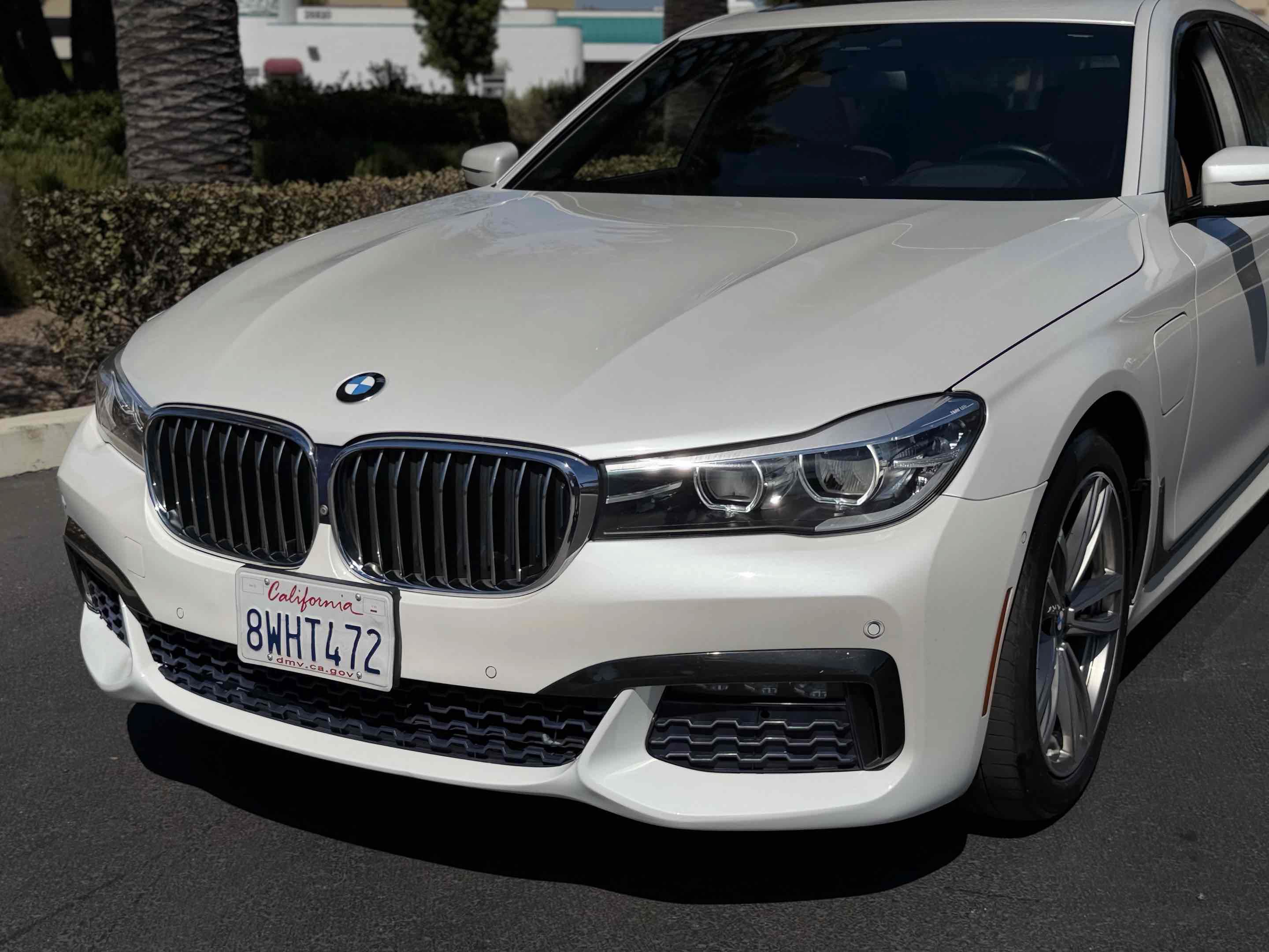 Used 2018 BMW 740e xDrive AWD/4WD image 29