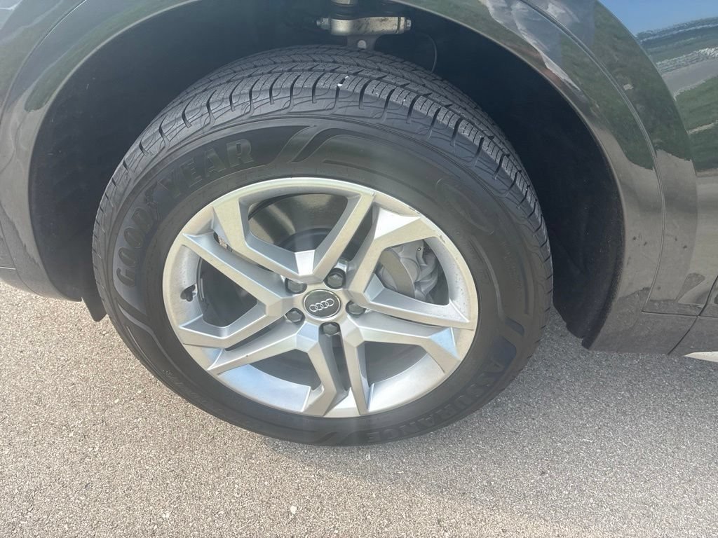 Used 2018 Audi Q5 2.0T Premium AWD/4WD image 19