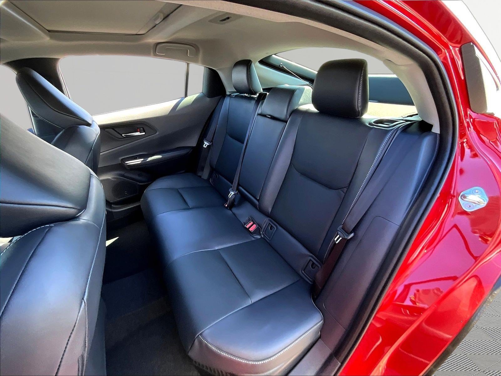 New 2027 Toyota Prius Limited w/ Limited Premium Package FWD image 18