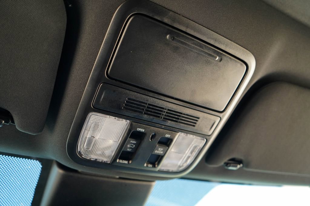 Used 2025 Honda Odyssey Sport-L image 34